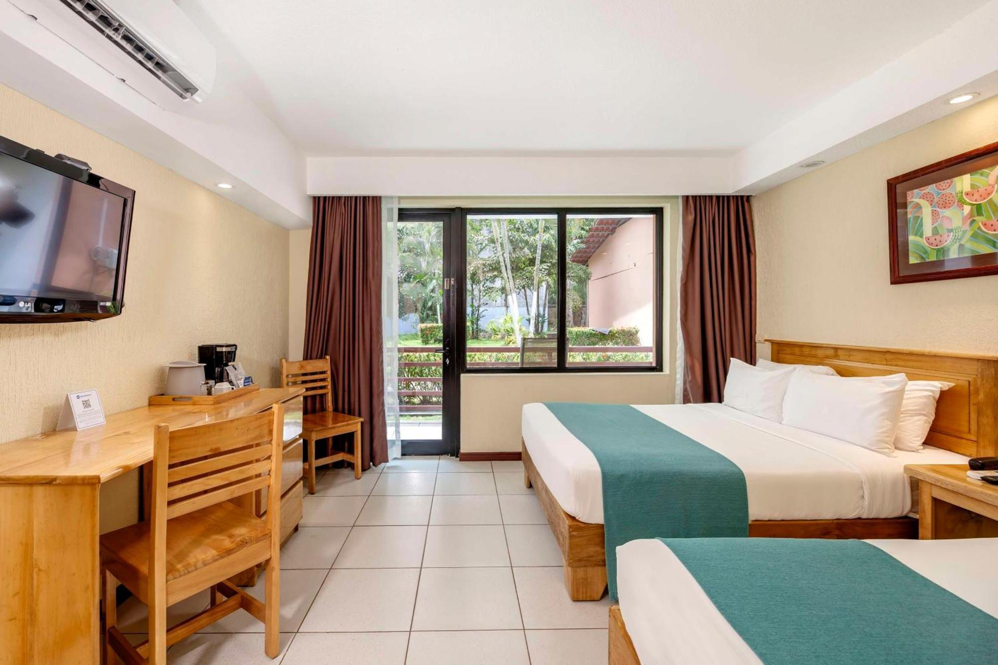 Best Western Jaco Beach All Inclusive Resort Exterior photo